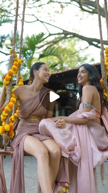 FloraSoul on Instagram: "Experience generations of Ayurvedic wisdom with FloraSoul 🌿   Time-tested recipes for your mind, body, and soul. Indulge in the luxury of ancient skincare✨   #FloraSoul #Ayurveda #WisdomOfAyurveda #Skincare #Luxury #Wellness #HealthyLiving" Skincare Luxury, Luxury Wellness, Skincare Video, Mind Body And Soul, Body And Soul, Ayurveda, Mind Body, Healthy Living, Mindfulness