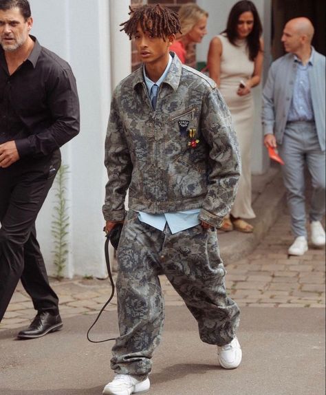 Jaden Smith Fashion, Thought Clothing, Vintage Street Fashion, Trendy Boy Outfits, Big Men Fashion, Winter Streetwear, Black Men Street Fashion, Jaden Smith, Men Street Fashion