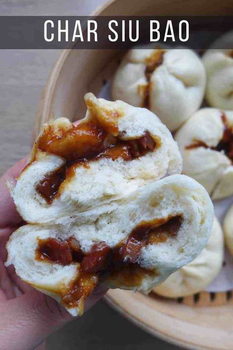 Char Siu Bao Recipe, Best Chinese Dishes, Bao Buns Recipe, Bbq Pork Buns, Bao Recipe, Char Siu Bao, Siu Bao, Popular Breakfast Recipes, Chinese Dim Sum