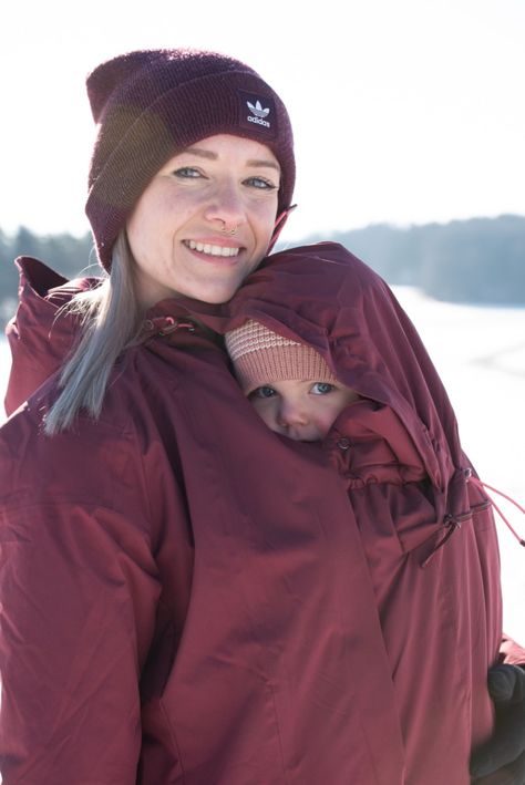 Wondering how to babywear in Winter? How about our wonderful Winterwander babywearing coat! Baby Wearing Coat, Baby Wearing Jacket, Wearing Jacket, 4 In 1, Outdoor Lifestyle, Baby Wearing, Parka, How To Wear