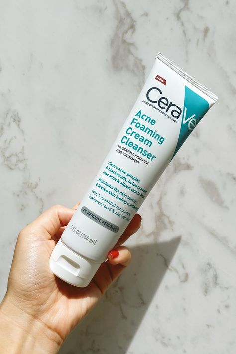 Cerave Cleanser Aesthetic, Acne Foaming Cream Cleanser, Sking Care, Windowless Bathroom, Cerave Cleanser, Pimple Cream, Cerave Skincare, Acne Cleanser, Golden Skin