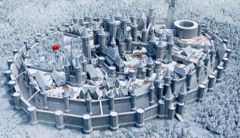 Winterfell Castle Art, Game Of Thrones Castles Concept Art, Winterfell Game Of Thrones, Westeros Castle, Asoiaf Castles, Winterfell Art, Ice Throne, Medieval Castle Layout, Ice Game Of Thrones