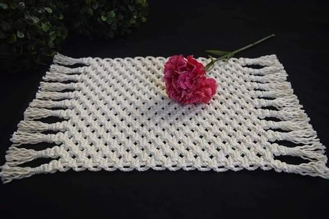 Macrame Placemat Pattern, Macrame Placemat Diy Tutorial, Macrame Placemat Tutorial, Macrame Placemat Diy, Macrame Table Mat, Macrame Placemats, Macrame Placemat, Placemat Tutorial, Crochet Table Topper