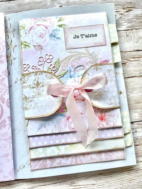 Diy Craft Room Decor, Angela Kerr, Scrapbook Albums Tutorial, Handmade Journals Diy, Diy Journal Books, Mini Album Tutorial, Album Diy, Diy Craft Room, Craft Room Decor