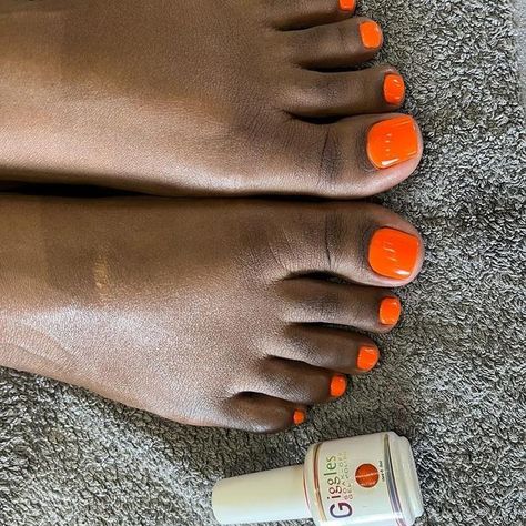 Orange Toenails, Chrome Toes, Neon Pedicure, Orange Pedicure, Orange Toes, Orange Toe Nails, Toenails Pedicure, Pedicure Colors, Summer Toes