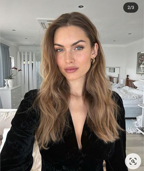 Dark Blonde Hair For Pale Skin, Hair Colour Ideas For Pale Skin Brown Eyes, Hair Colours For Pale Skin Brown Eyes, Marion Pascale Hair, Dark Makeup Blonde Hair, Best Hair Colour For Pale Skin Blue Eyes, Brown Hair With Highlights Pale Skin, Light Brown Hair On Pale Skin, Balayage Blue Eyes