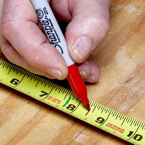 25 Measuring Hacks All DIYers Should Know | The Family Handyman Tape Measure Tricks, Handyman Hacks, Handyman Projects, Carpentry Diy, Laser Level, Woodworking Plans Diy, Humidor, Family Handyman, Water Level