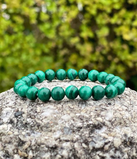 Gifts Manifestation, Stretchy Beaded Bracelet, Malachite Bracelet, Green Malachite, Bracelet Crystal, Nature Bracelets, Crystal Gifts, Beads Bracelet, Gemstone Bracelets