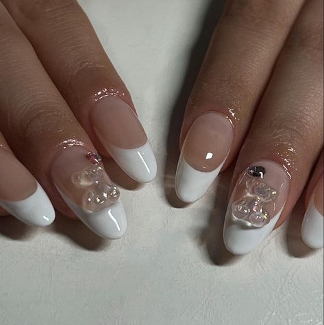 Short Teddy Bear Nails, Round French Tip Nails With Rhinestones, Black Bear Nails, Bear Charms On Nails, Bear Charm Nails, Nails With Teddy Bear Charms, Nails With Teddy Bear, Nails With Bear Charm, French Tip Charm Nails