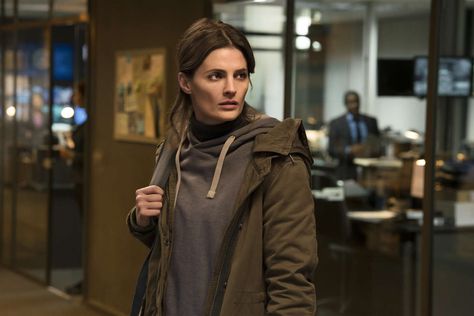 Best Mystery TV Shows on Amazon Prime to Stream Right Now - Thrillist Mystery Tv Shows, Mystery Tv Series, Baby Raincoat, Mystery Show, Amazon Prime Shows, Tv Series To Watch, Free Tv Shows, Best Mysteries, Stana Katic