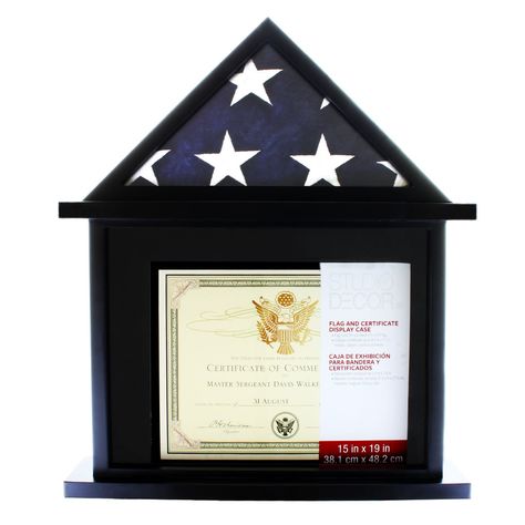 Honor your military veteran with this unique flag case. Besides displaying a standard ceremonial flag, you can also display a certificate, medals, badges, photographs or other items. Hang the case on a wall or sit it on a desk. Certificate Display, Folded Flag, Shadow Box Memory, Wall Display Case, Military Ribbons, Flag Display Case, Best Flags, Diy Shadow Box, Flag Display