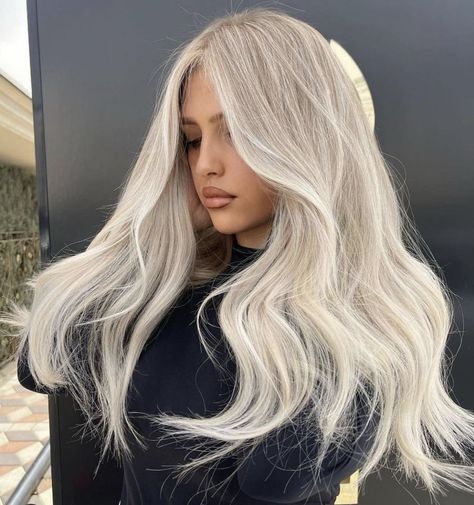 Balayage For Dark Brown Hair, Dark Brown Hair Rich, Gorgeous Blonde Hair, Ash Blonde Hair Balayage, Blonde Hair Goals, Ice Blonde Hair, Perfect Blonde Hair, Bright Blonde Hair, Blonde Hair Transformations