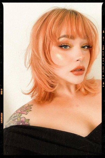 Wolf Cut Hair - Hair Color Idea Ginger Wolfcut, Ginger Wolf Cut, Ginger Color, Wolf Cut Hair, App Filter, Medium Haircuts, Inspo Hair, Ginger Hair Color, Red Hair Woman