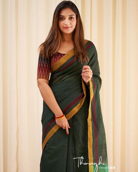 Alternative Fashion Grunge, Kerala Saree Blouse Designs, Cotton Saree Blouse Designs, Simple Saree Designs, Cotton Saree Designs, Modern Saree, Set Saree, Simple Sarees, Indian Fashion Saree