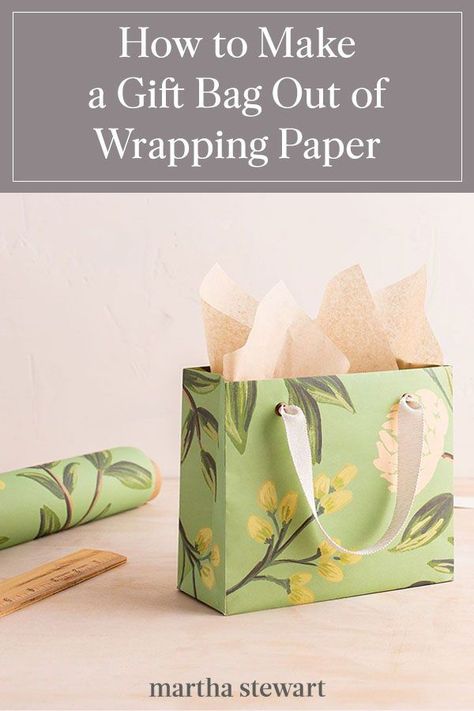 Bag Out Of Wrapping Paper, Diy Gift Bags From Wrapping Paper, Diy Gift Bags Paper, Make A Gift Bag, Gift Packing Ideas, Homemade Gift Bags, Creative Corporate Gifts, Homemade Gift Boxes, How To Make A Gift Bag