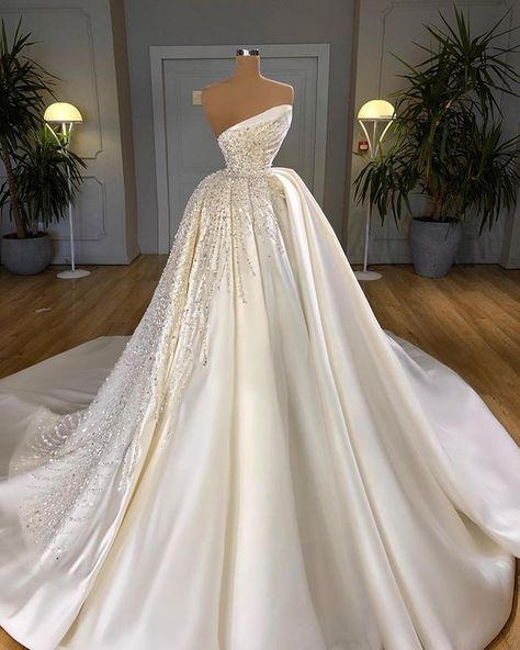 Valdrin Sahiti, Formal Occasion Dress, Fancy Wedding Dresses, Fancy Wedding, Dream Wedding Ideas Dresses, Bridal Party Dresses, فستان سهرة, Gown Wedding, Dresses Party