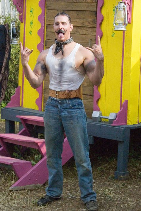 Carny Strongman Costume, Strong Man Costume, Superhero Diy, Twisted Circus, Vintage Circus Costume, Circus Halloween Costumes, Diy Superhero Costume, Circus Strongman, Dark Carnival