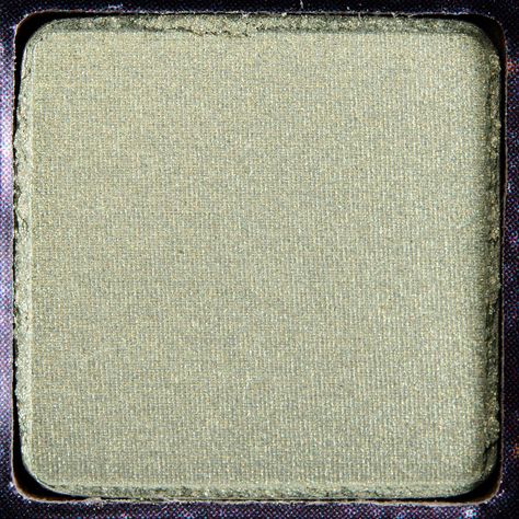 Althaea Officinalis, Green Palette, Celebrity Makeup Artist, Warm Undertone, Clary Sage, Celebrity Makeup, Flower Extract, Red Carpet Looks, Eyeshadow Palette