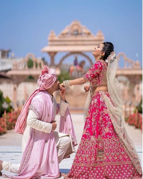 Amazing wedding couple shot!! . . . . . . . #setmywed #indianwedding #couple #weddingcouple #indianbrides #wedding #lehenga #weddngphotography #wedding portraits Pose Pengantin, Bride Groom Photoshoot, शादी की तस्वीरें, Bride Groom Poses, Indian Bride Photography Poses, Indian Wedding Poses, Indian Wedding Photography Couples, Bridal Photography Poses, Couple Wedding Dress