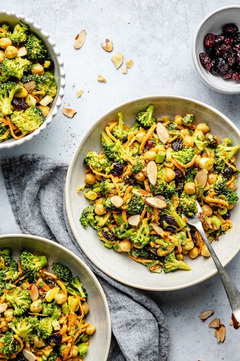 Deliciously crunchy broccoli chickpea salad filled with curry flavors with an amazing tahini dressing. This vegan broccoli chickpea salad recipe packs plenty of protein and fiber for a satisfying lunch that's perfect for meal prep. Plus, it takes less than 20 minutes to throw together! Curried Broccoli Chickpea Salad, Broccoli Salad Vegan, Curried Broccoli, Curry Broccoli, Broccoli Chickpea, Cauliflower And Chickpea Curry, Crunchy Broccoli, Chickpea Salad Recipe, Pulled Chicken Sandwiches