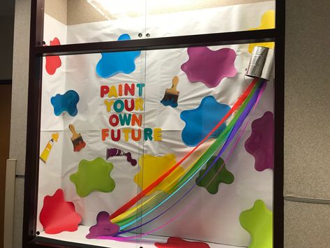 Elementary School Display Case Ideas, School Showcase Display Ideas, Display Case Ideas For School, Back To School Display Case, School Display Case Ideas, School Display Case, Display Case Ideas, Showcase Ideas, Back To School Displays