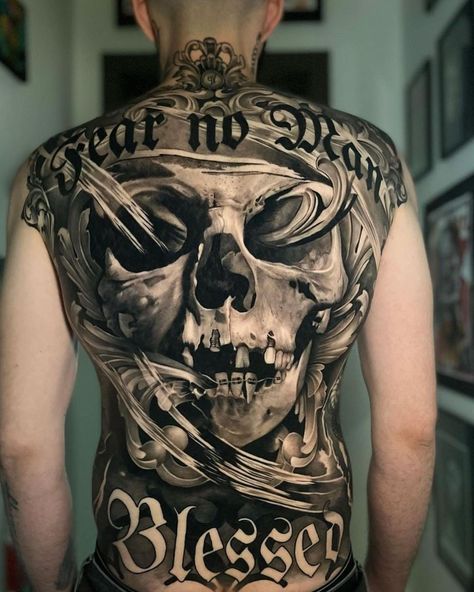 Global Tattoo Mag | 💪 @davidcurea with @use.repost ・・・ Healed full backpiece, done in collaboration with @raul.dexx ☠️ Swipe for video ➡️ #blackandgrey… | Instagram Back Full Tattoo, Full Chest Tattoo Men Ideas Unique, Back Pieces Tattoo, Full Back Skull Tattoo, Full Back Tattoo For Men, Tattoos On Shoulder, Skull Back Tattoo, Full Back Tattoo, Back Tattoos For Guys Upper