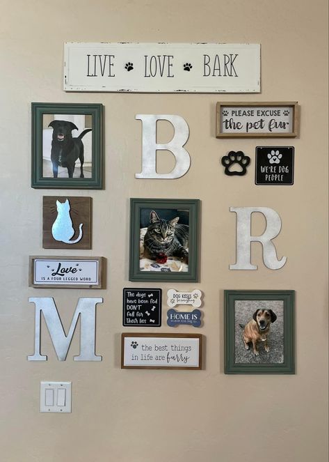 Pet Corner Ideas, Pet Memorial Wall Ideas, Dog Wall Ideas, Dog Picture Wall Ideas, Dog Room Decor Ideas, Pet Photo Wall, Pet Corner Ideas Cats, Dog Photo Wall Ideas, Pet Gallery Wall Ideas