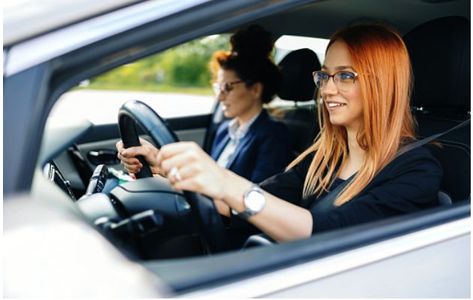 Driving Car Reference, Person Driving Car, Car Reference, Dangerous Driving, Inside Car, Driving Instructor, Luxury Car Rental, Driving Car, Learning To Drive