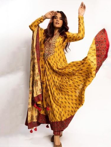 Label Anushree, Richa Chadha, Kurta Lehenga, Yellow Kurta, Ethnic Suit, Celebrity Closet, Coord Set, Pant Shirt, Shirt Skirt