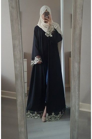 Black Abaya Designs, Abaya Fashion Dubai, Estilo Hijab, Niqab Fashion, Abaya Style, Hijab Fashionista, Modest Fashion Hijab, Muslim Women Fashion, Mode Abaya