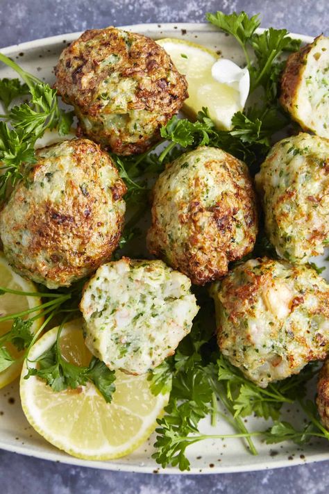 Easy Shrimp Kofta Meatballs Shrimp Meatballs Recipe, Shrimp Meatballs, Kofta Meatballs, Eastern Recipe, Meal Plan Week, Kofta Recipe, Sheet Pan Dinners Chicken, Tuna Salad Recipe, Middle Eastern Dishes