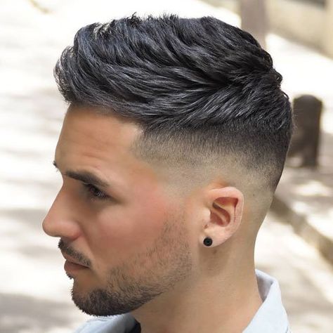 Haircuts Popular, Popular Hairstyles For Men, Mid Fade Haircut, Best Fade Haircuts, Short Fade Haircut, Hair Trends 2015, Short Undercut, Popular Mens Hairstyles, Low Fade Haircut