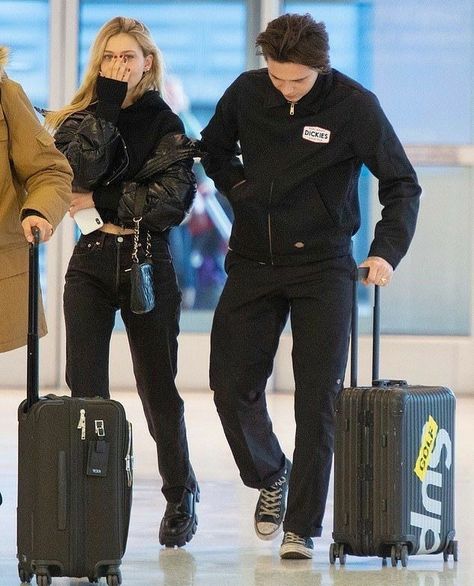 Nicola Peltz, Nicolas Peltz, Brooklyn Beckham, Couple Fits, Models Off Duty Style, Earth Angels, Paparazzi Photos, Celeb Style, Models Off Duty