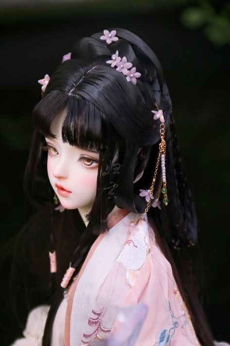 Doll Reference, Chinese Dolls, Headpiece Diy, Gothic Fantasy Art, Princess Dolls, Figure Drawing Reference, Character Modeling, Pretty Dolls, Blackjack