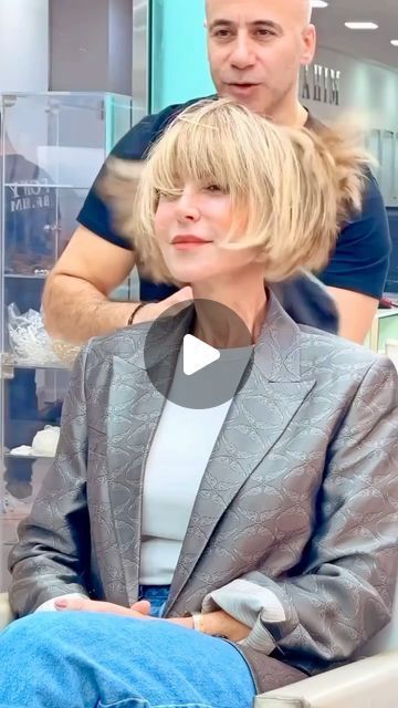 Jaw Length Bob Thick Hair, Wash And Go Bob Hairstyles, Chin Length Bob Blonde, Dominic Sachse Hair, Boxy Bob Haircut, Shaggy Bob Hairstyles For Fine Hair, Graduated Bob With Bangs, Short Straight Haircuts With Bangs, Point Cut Hairstyles