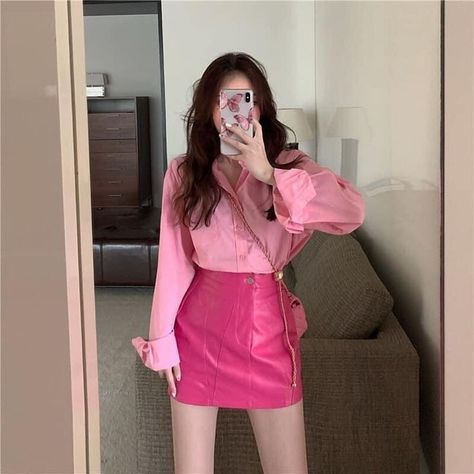 Hot Pink Mini Skirt Outfit, Pink Leather Skirt Outfit, England Airport, Skirt Lookbook, Softgirl Outfits, Skirt Outfits Korean, Pink Leather Skirt, Hot Pink Outfit, Satin Skirt Outfit