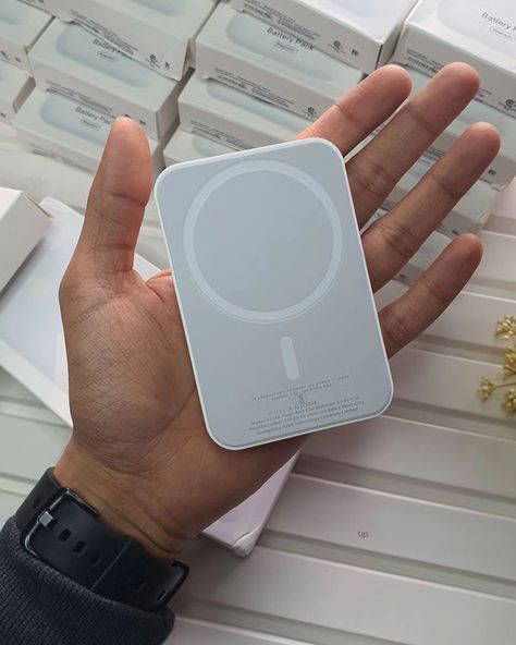 *MagSafe Wireless PowerBank* ❤️ -5000 mah battery capacity ✅ -Wireless charging ✅ -Compatible with all devices ✅ -Premium quality finish and build material ✅ -Sleek and easy to carry design ✅ *Please note, your device must support Wireless charging* Compatible with Mobiles, Airpods, etc ✅ Price : 1199 + Shipping Charges Cash On Delivery ✅ Magsafe Stand, Magsafe Charger, Best Magsafe Accessories, Magsafe Powerbank, Clear Magsafe Case