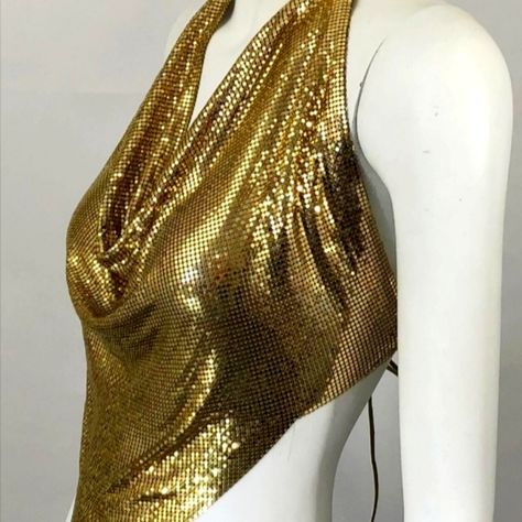 1970s Whting & Davis Gold Chain Mail Metal Mesh Vintage 70s Disco Halter Top Gold Halter Top, Halter Tops Outfit, Beyonce Concert, Mail Dress, 70s Fashion Disco, 70s Skirt, Disco Fashion, Outfit 2023, 70s Outfits