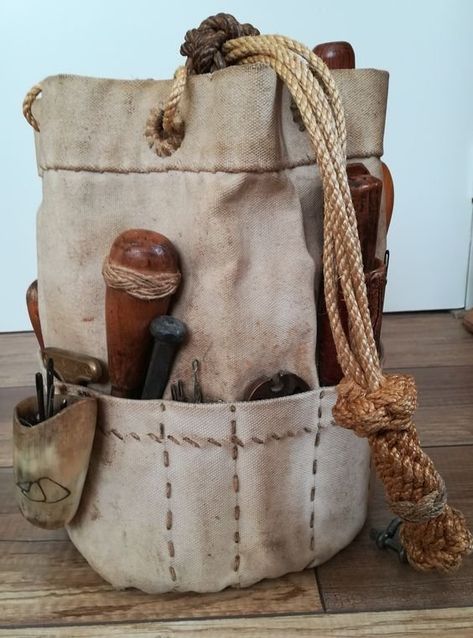 Bushcraft Kit, Ditty Bag, Sewing Seams, Garden Bags, Sea Bags, Painted Bags, Tool Bags, Family Project, Canvas Projects