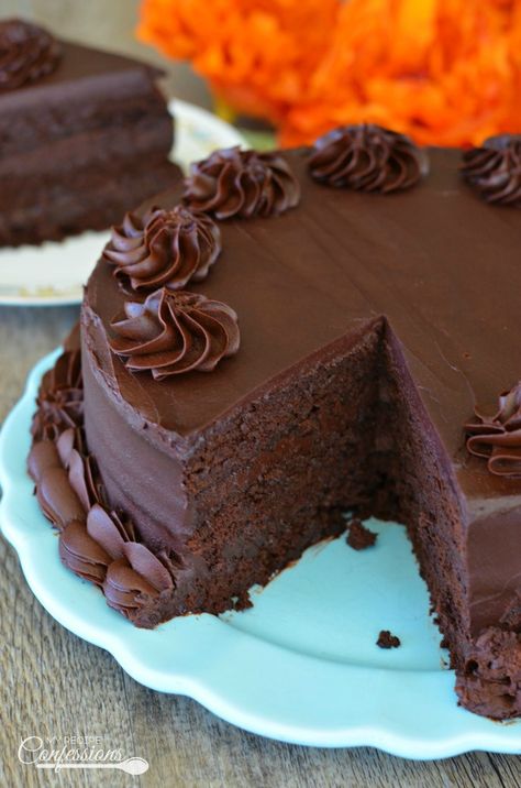 Chocolate Tower, Blackout Cake, Tower Cake, Ultimate Chocolate Cake, Chocolate Cake Recipe Moist, Amazing Chocolate Cake Recipe, The Cheesecake Factory, Homemade Chocolate Cake, Chocolate Pastry