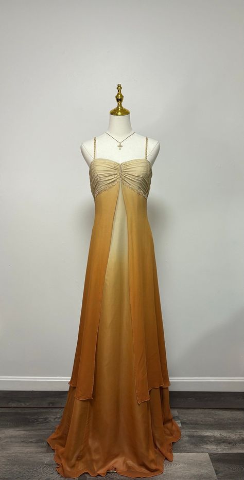 Grand Gowns, Bridgerton Style, Prom Dress Inspo, Vintage Sunset, Vintage Prom, Prom Dress Inspiration, Party Gown, Pretty Prom Dresses, Fairytale Dress