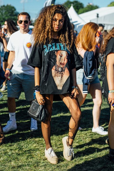 Gov Ball '17 Beauties Festival Looks Black Women, Coachella Outfit Black Women, Hip Hop Music Festival Outfits, Music Festival Outfits Black Women, Festival Outfits Black Women, Concerts Aesthetic, Dreamville Festival, House Music Outfits, Country Music Outfits