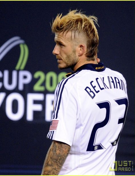 David Beckham Haircut Mullet, David Beckham Mullet, Wide Mohawk Mens, Wide Mohawk, Mohawk Men, David Beckham Mohawk, Baseball Mullet Haircut, Modern Mohawk Men, David Beckham Beard