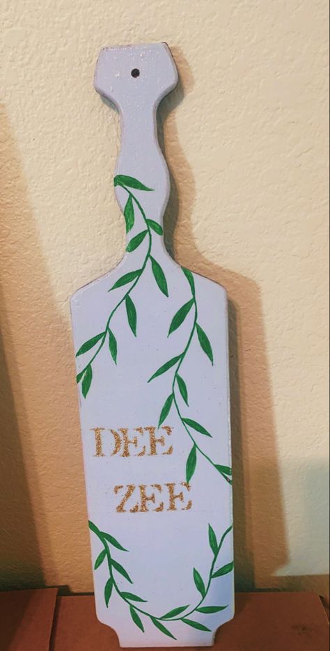 Sage Green Sorority Paddle, Senior Paddles Sorority, Simple Sorority Paddles, Delta Zeta Paddle, Sorority Paddles Unique, Paddle Ideas Sorority, Cute Sorority Paddles, Greek Paddles Sorority, Sorority Paddles Ideas