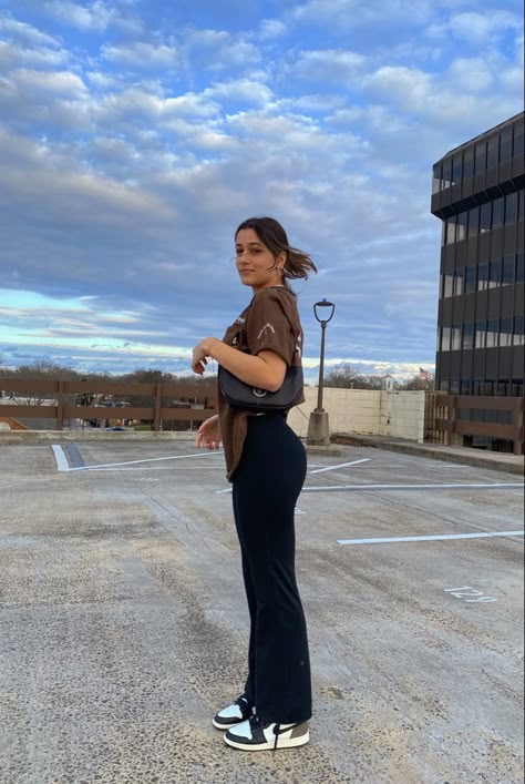 #fit #jordan1 #jordans #mochas #brown #brunette #outfit Jordan 1 Dark Mocha Outfit Women, Mocha Jordans Outfit, Brown Air Jordan 1 Outfit, Low Top Jordan 1 Outfit Women, Mocha Dunks Outfit, Dark Mocha 1s Outfit, Jordan 1 Mocha Outfit Women, Brown Jordan 1 Outfit, Jordan Mocha Outfit