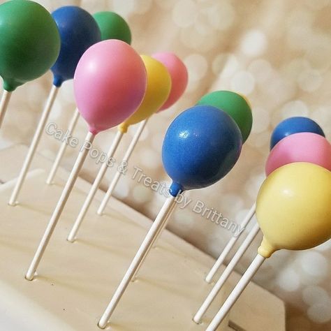 Cake Pop Balloons, Birthday Cake With Cake Pops On Top, Bluey Cake Pops, Balloon Cake Pops, Cookie Dough Pops, Fun Cake Pops, How To Make Balloon, Pop Ideas, Fall Menu