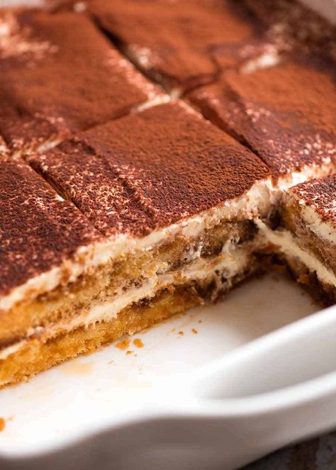 Close up of Tiramisu in a white dish, ready to be served White Russian Recipe, Tin Eats, Easy Tiramisu, White Dish, Recipetin Eats, Recipe Tin, Italian Chef, Tiramisu Cake, Tiramisu Recipe