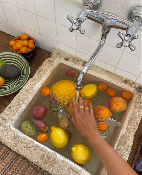 Eating Fruit, Mediterranean Aesthetic, Clean Girl Aesthetic, Europe Summer, Italian Summer, Summer Dream, European Summer, Clean Girl, Slow Living