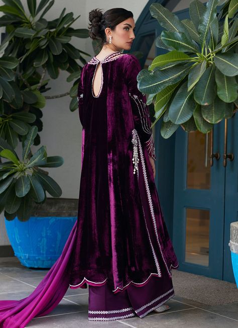 Party & Wedding Wear !!! Product Details: Color: Plum Fabric: Velvet Dupatta Fabric: Silk. Work Details: Embellished Sizes: Customized. Whatsapp us for Price and Details: +923118372484 Whatsapp link: https://wa.me/923118372484 Visit Our Website: https://fab-outfits.com/ Worldwide delivery Available. Farah Talib Aziz, Velvet Dress Designs, Latest Dress Design, Hand Embroidery Dress, Velvet Dresses, Evening Dresses With Sleeves, Embroidered Sleeves, Wedding Look, Embroidery Designs Fashion