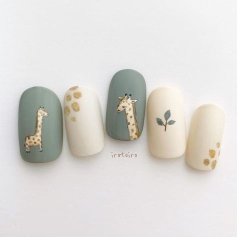 Giraffe Nails, Nail Natural, Nail Drawing, Minimal Nails, Animal Nails, Soft Nails, Short Acrylic Nails Designs, Cute Nail Art, Gel Nail Designs